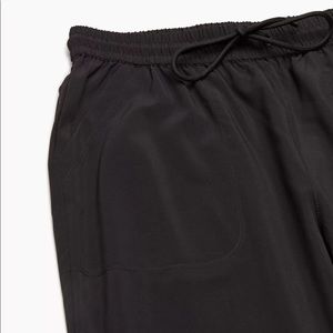 ARITZIA SPEED JOGGER BLACK